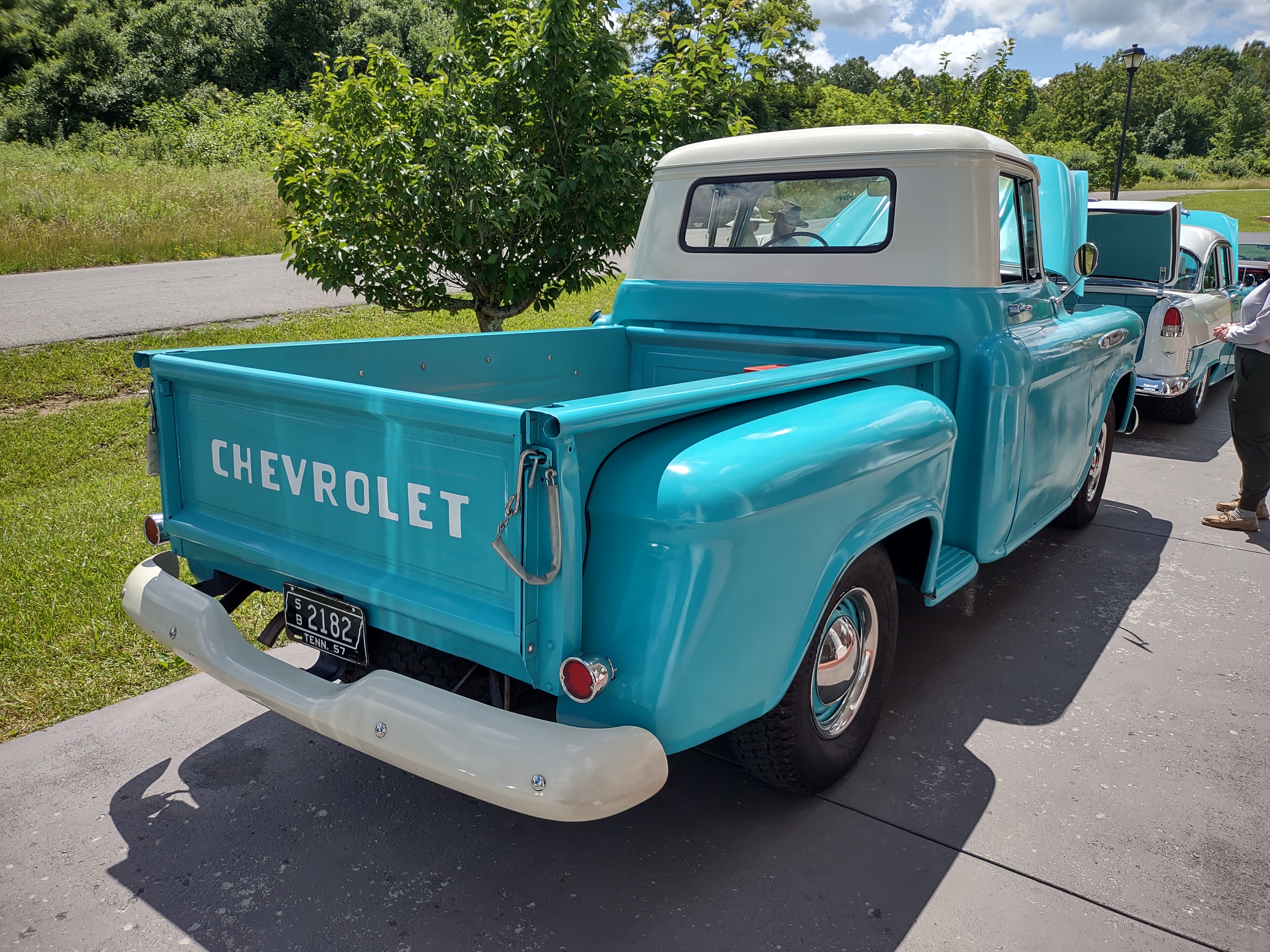 1957-Chevy-Howard-Irwin-IMG_20220618_114906465_HDR3rd-annual-Classic-Cars-for-Classic-Seniors-2022