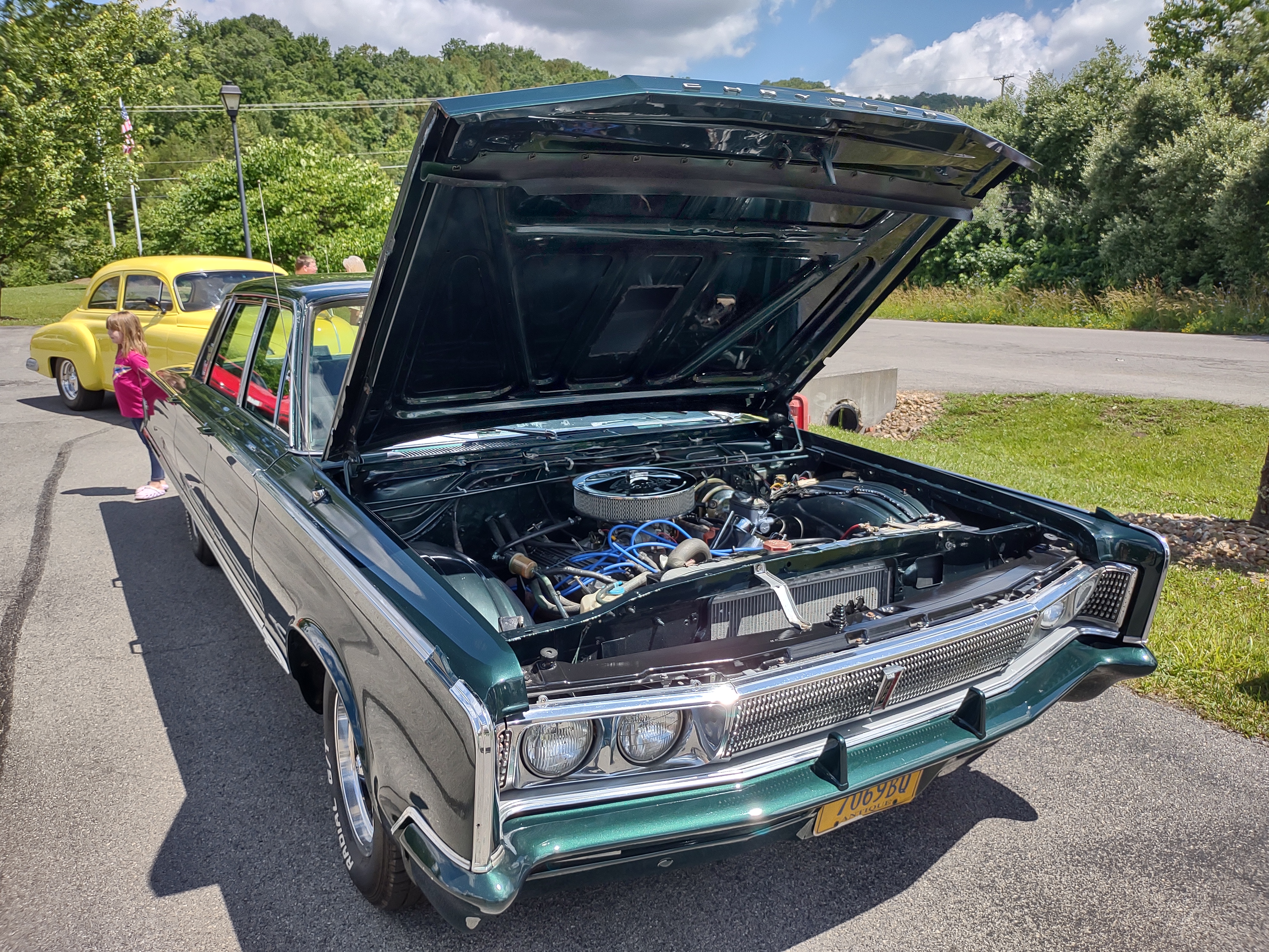 1966-Chrysler-Newport-Perlie-Fleming-F-IMG_20220618_114546781_HDR3rd-annual-Classic-Cars-for-Classic-Seniors-2022